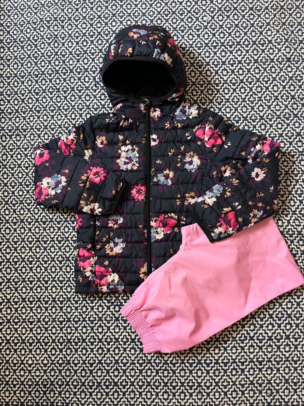 Gap Kids Girls Floram Coldcontrol Floral Navy Jacket & Pink Splash pants Medium